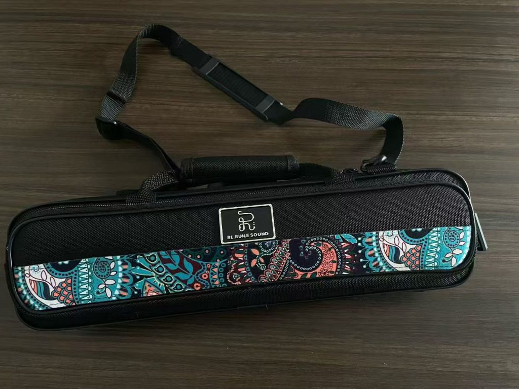 瑞乐28乐团型号长笛